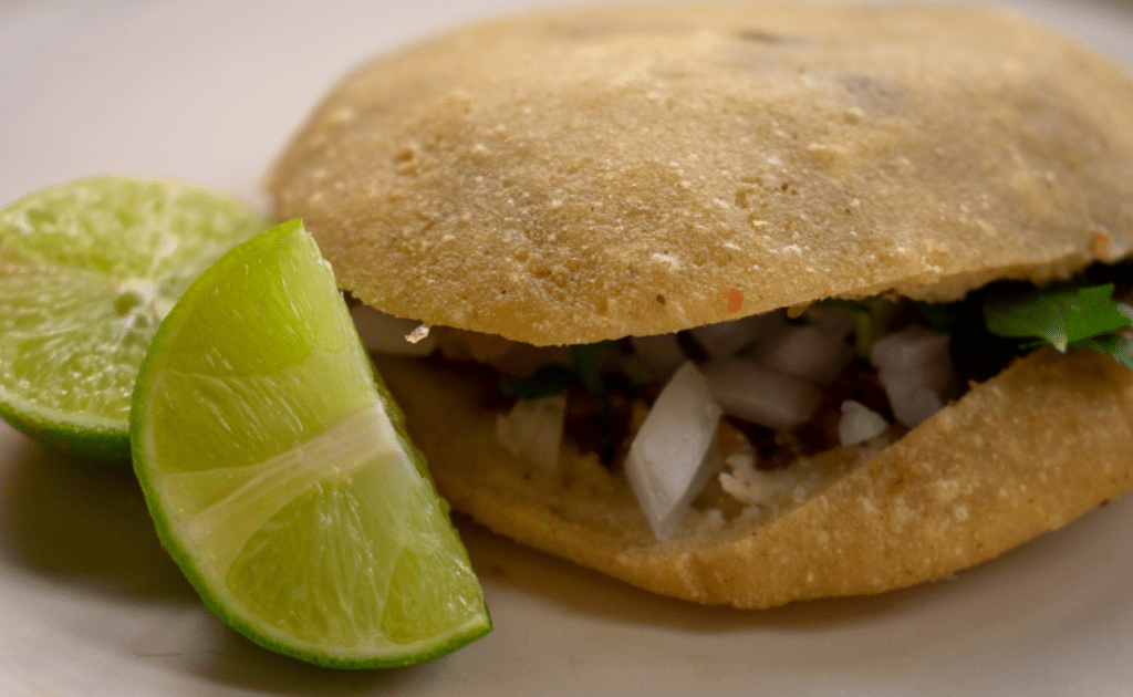 gorditas de carnitas