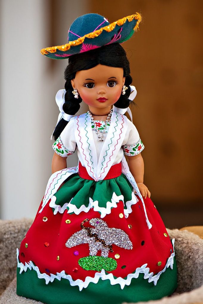 Muñeca china poblana - María Mexicana