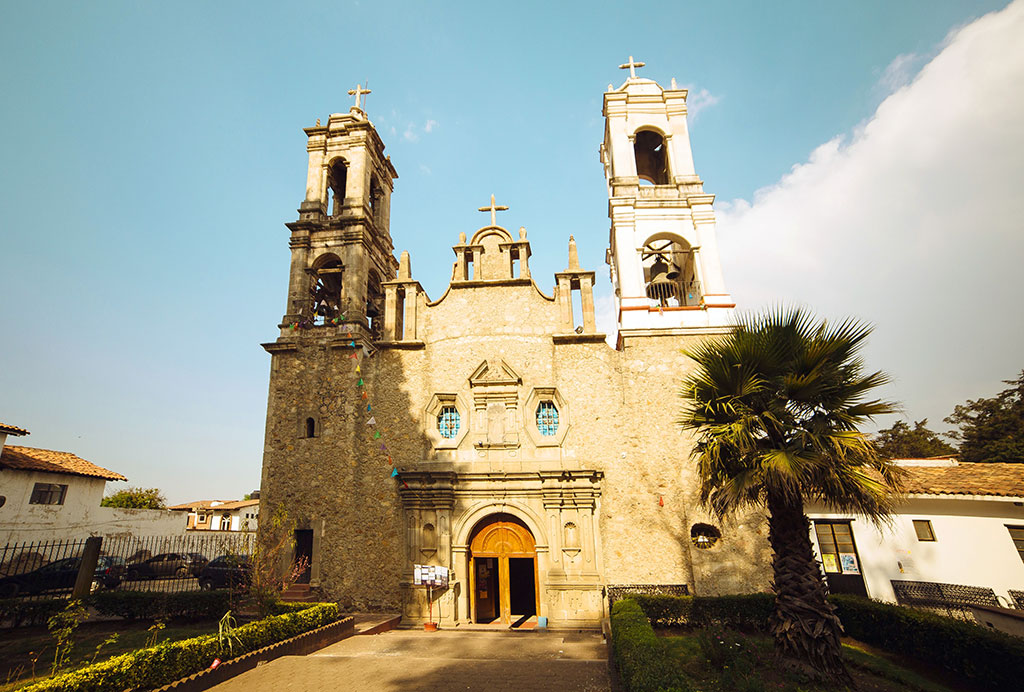 Villa-del-Carbon Iglesia-de-la-Virgen-de-la-Peña-de-Francia