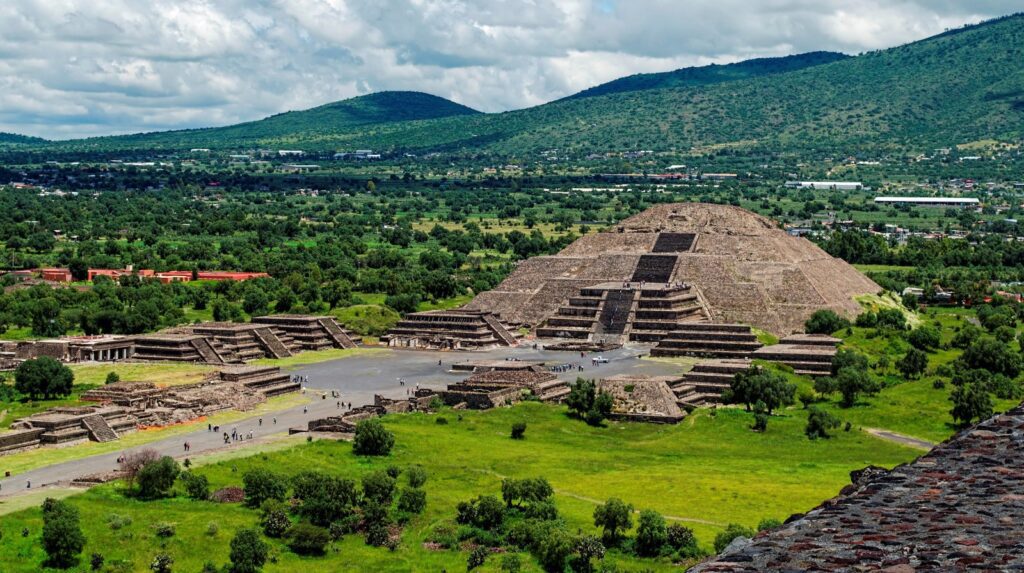 ¡Teotihuacán te espera!