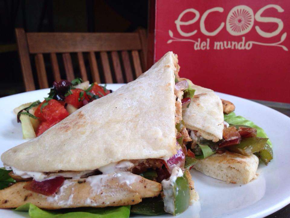 ecos del mundo sandwich saludable con lechuga 