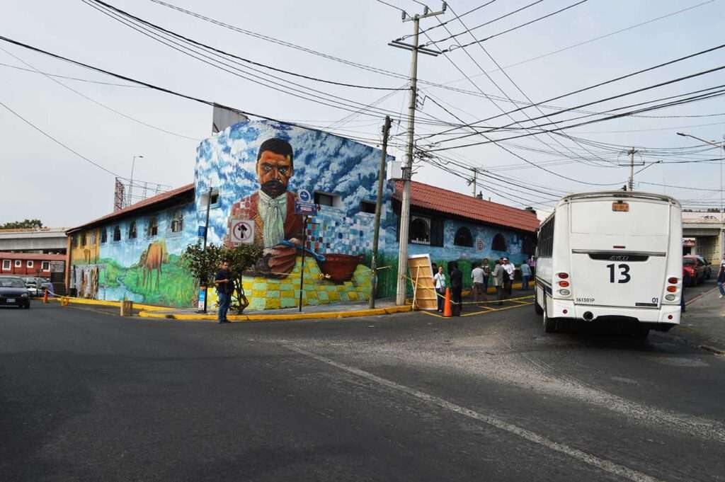 mercado emiliano zapata